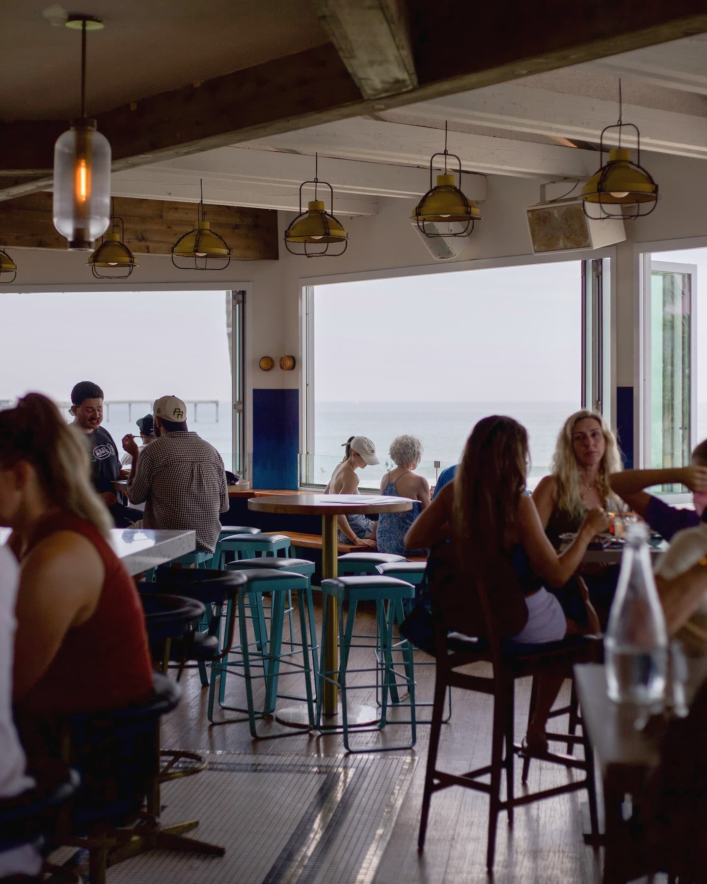 Wonderland Ocean Pub photo 2