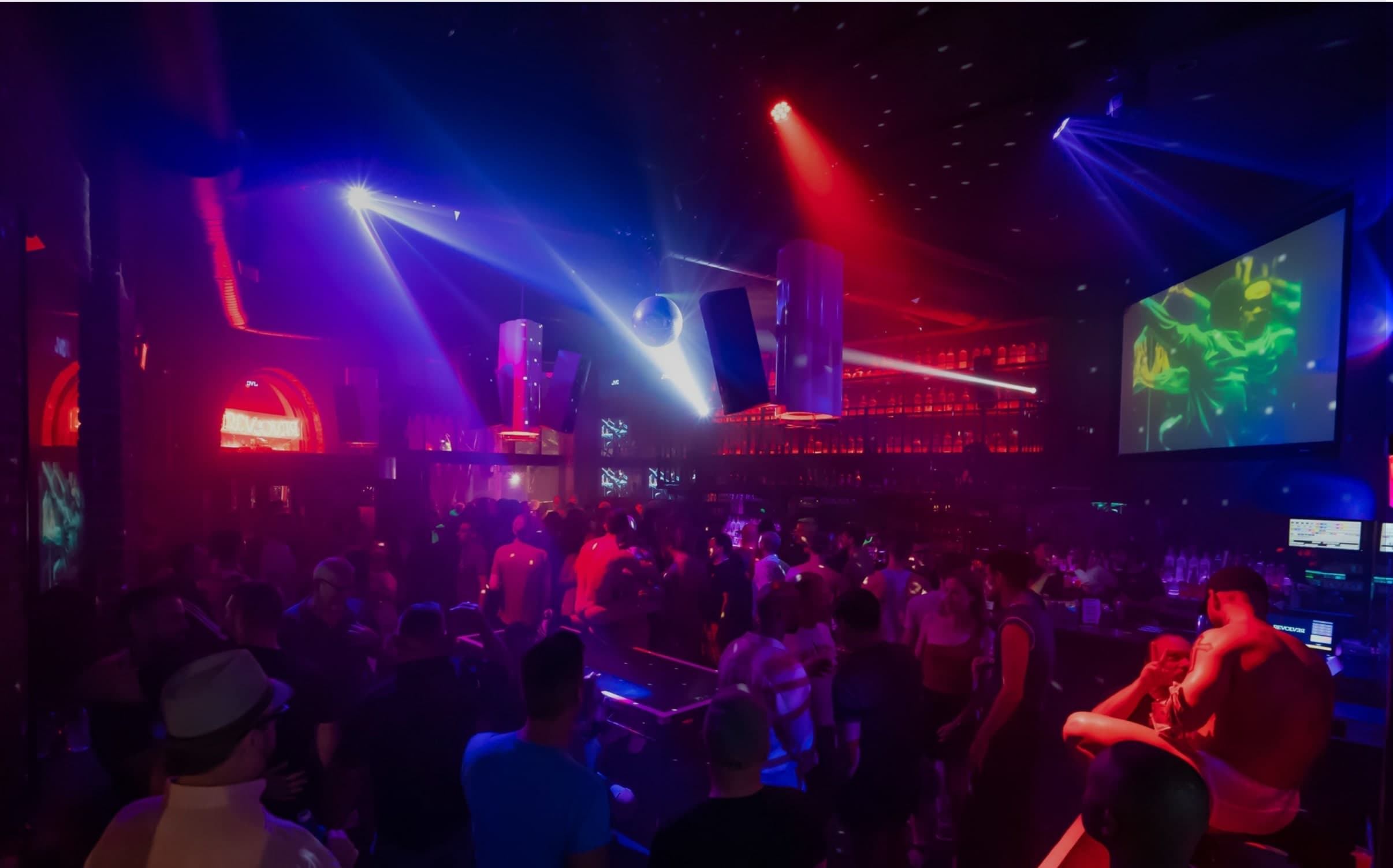 Revolver Video Bar