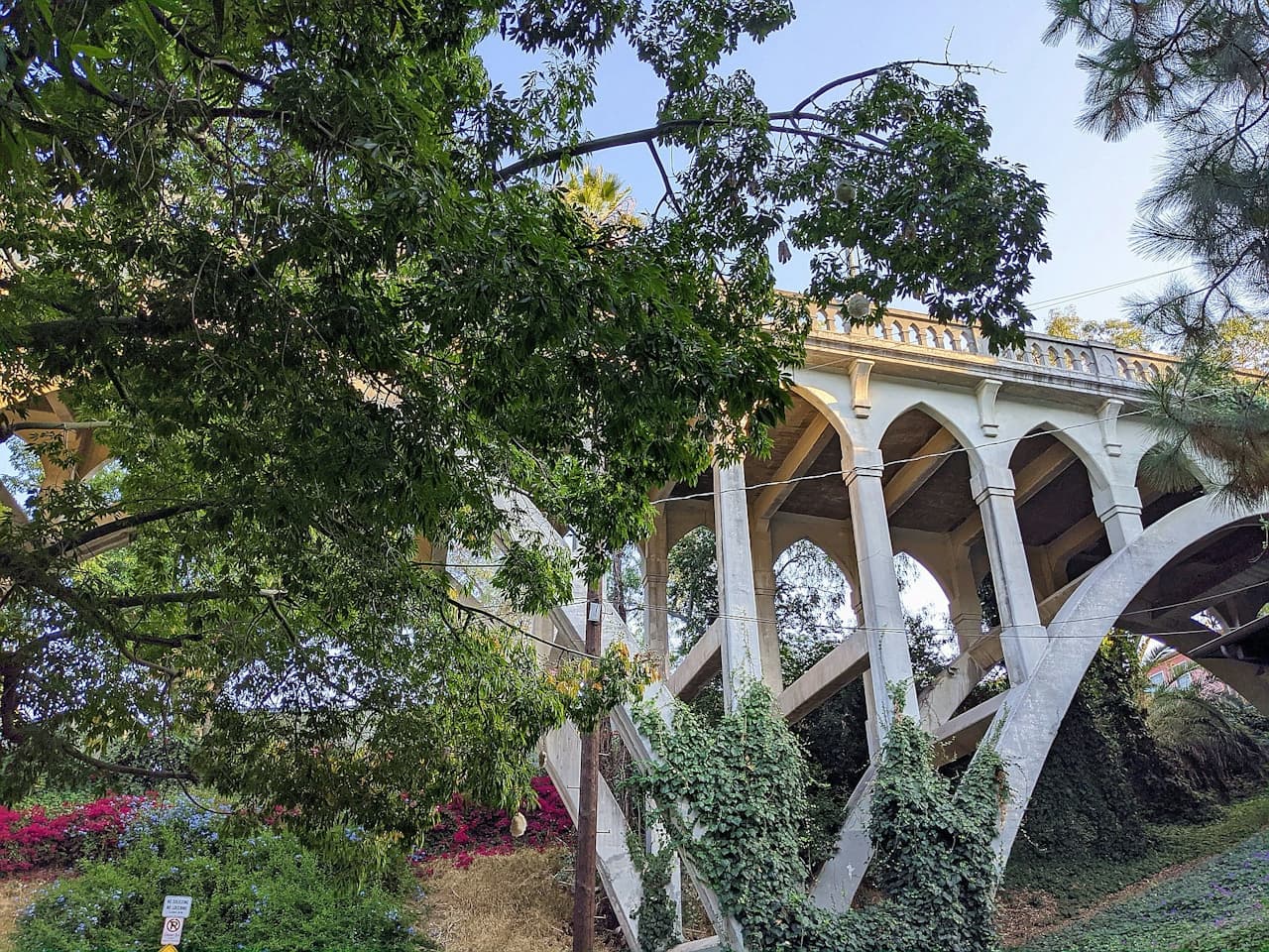 Shakespeare Bridge Garden