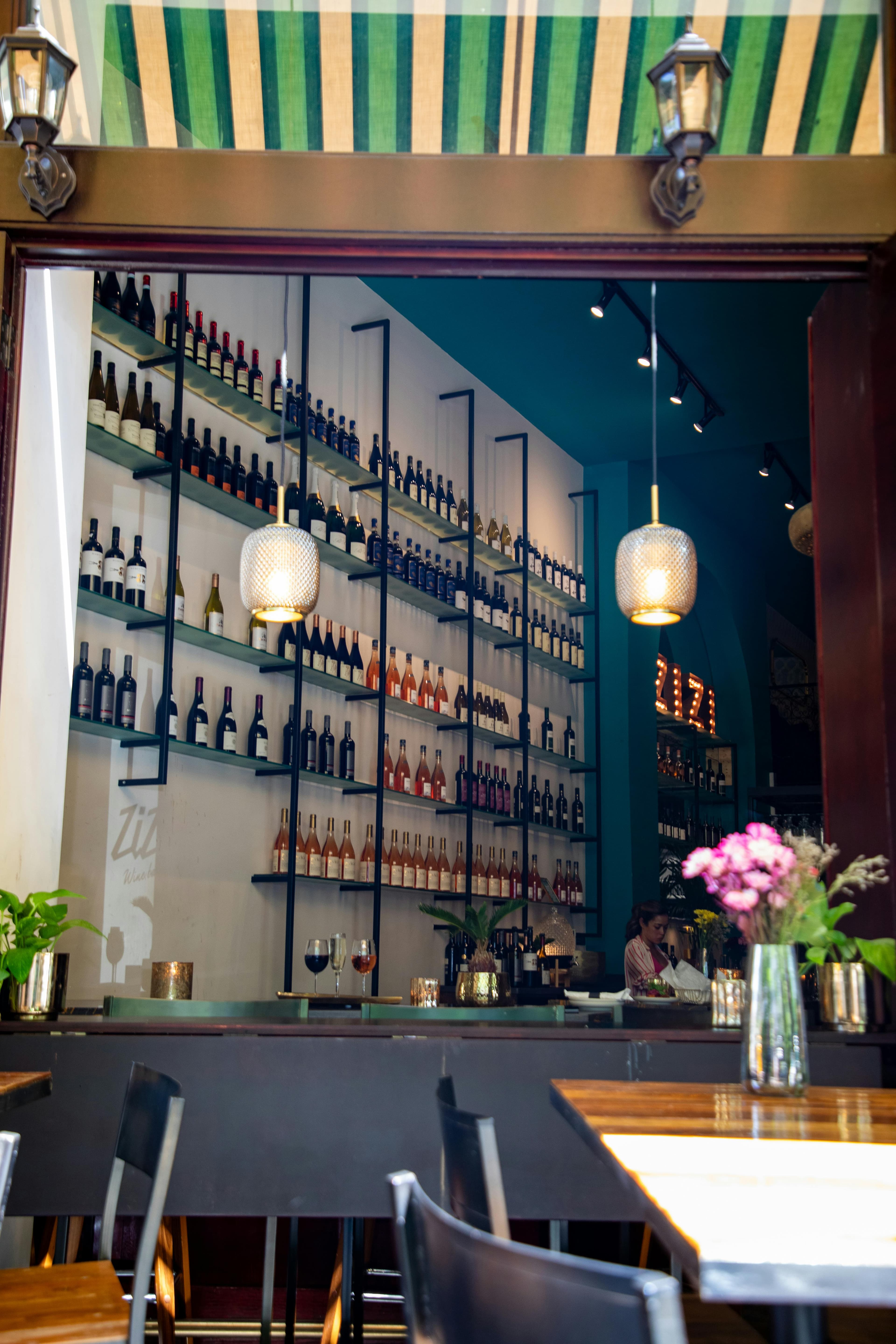 Zizi Wine Bar