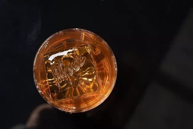 Moe's