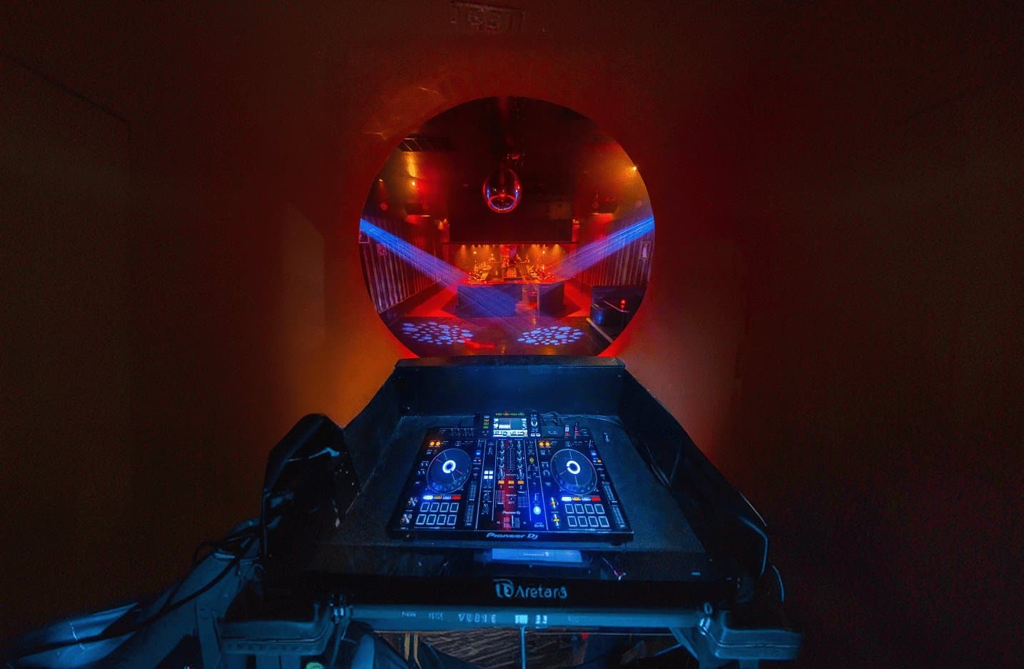 Circle Bar photo 3
