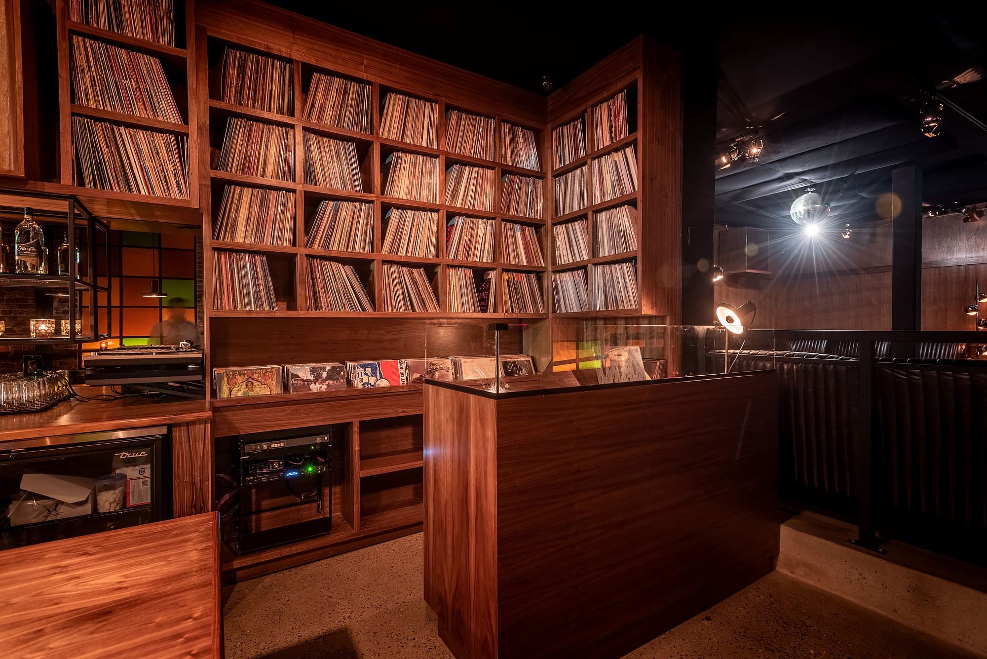 Gold Line Bar