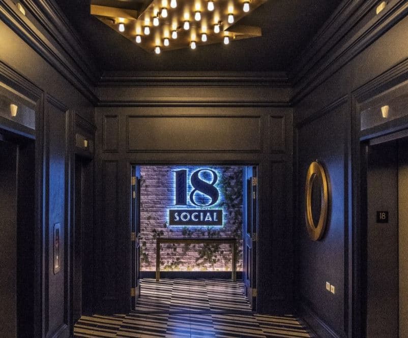 18 Social