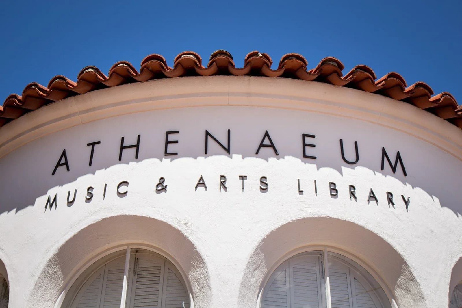 Athenaeum Art Center