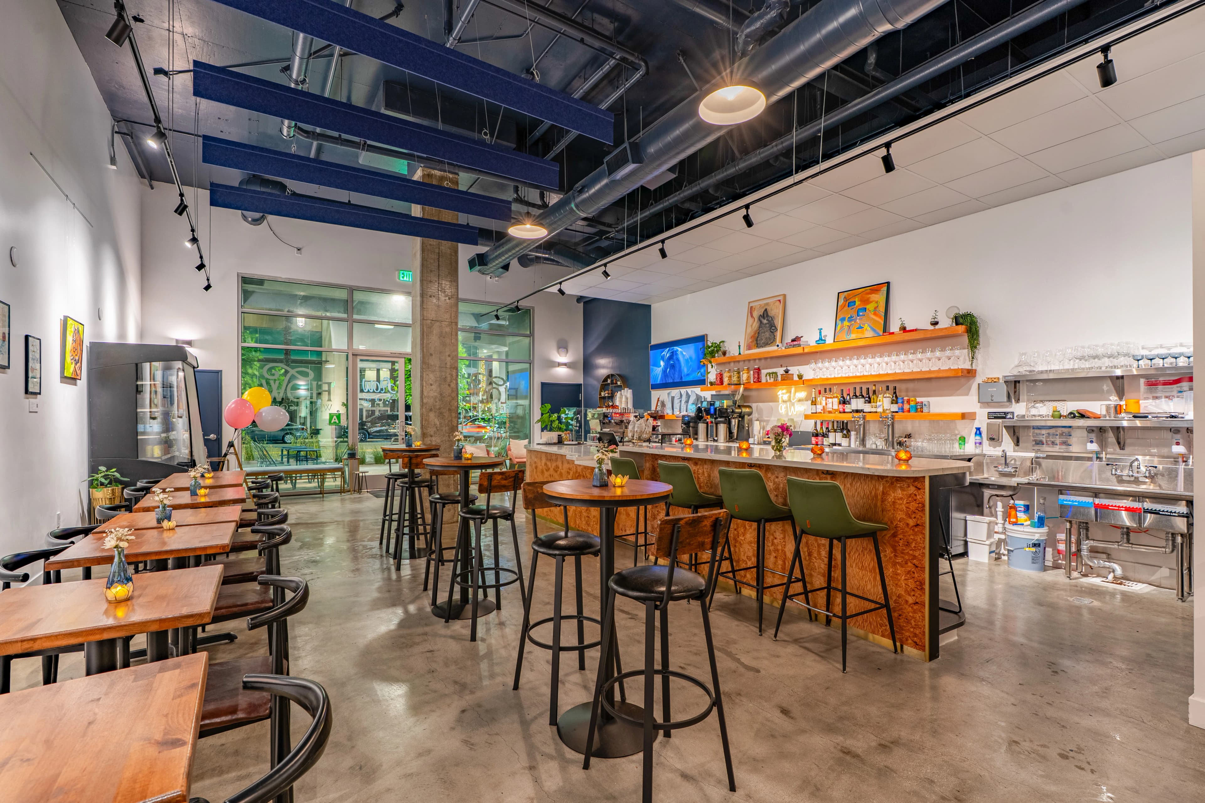 Flow Wine & Coffee