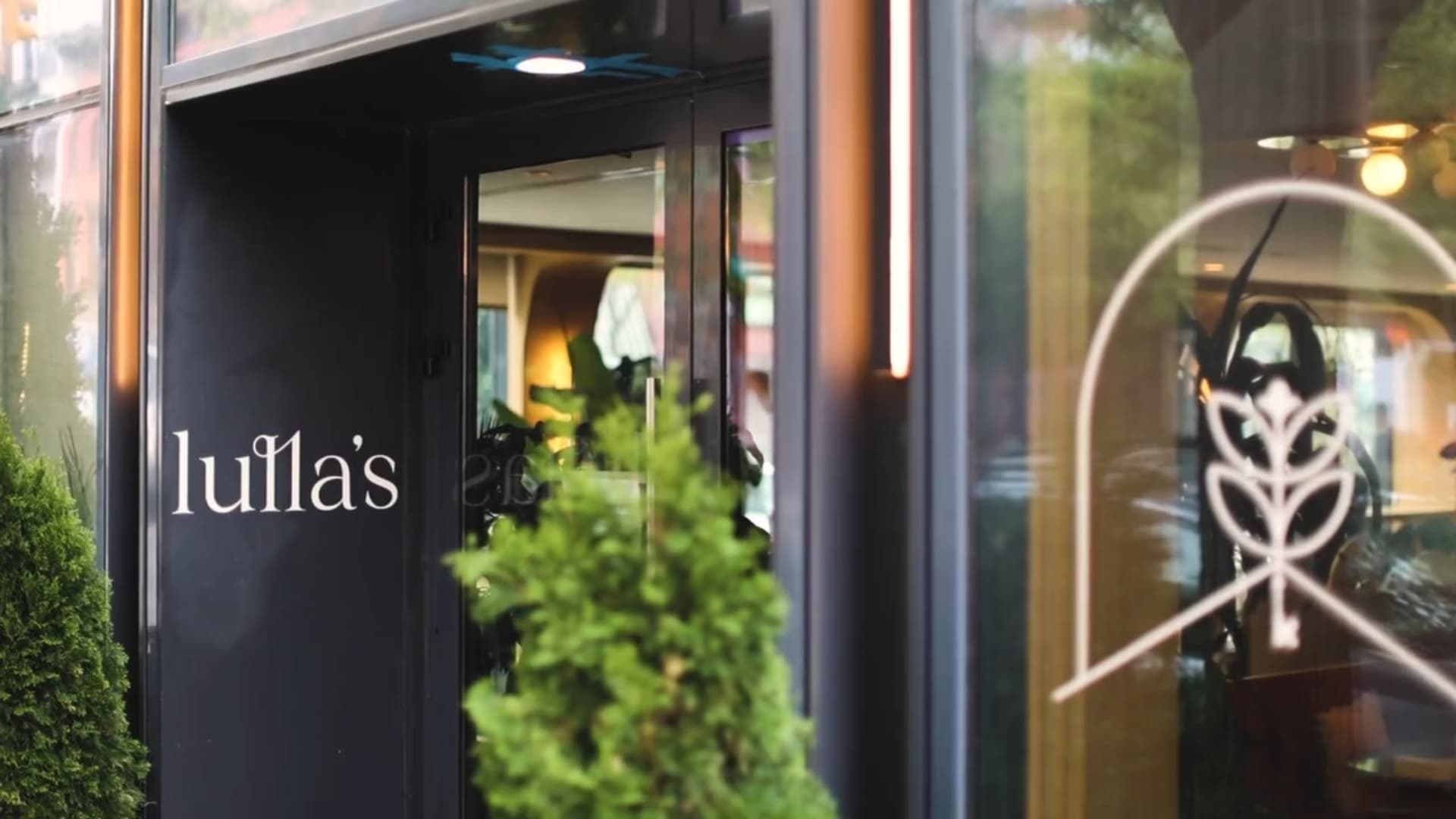 Lulla's