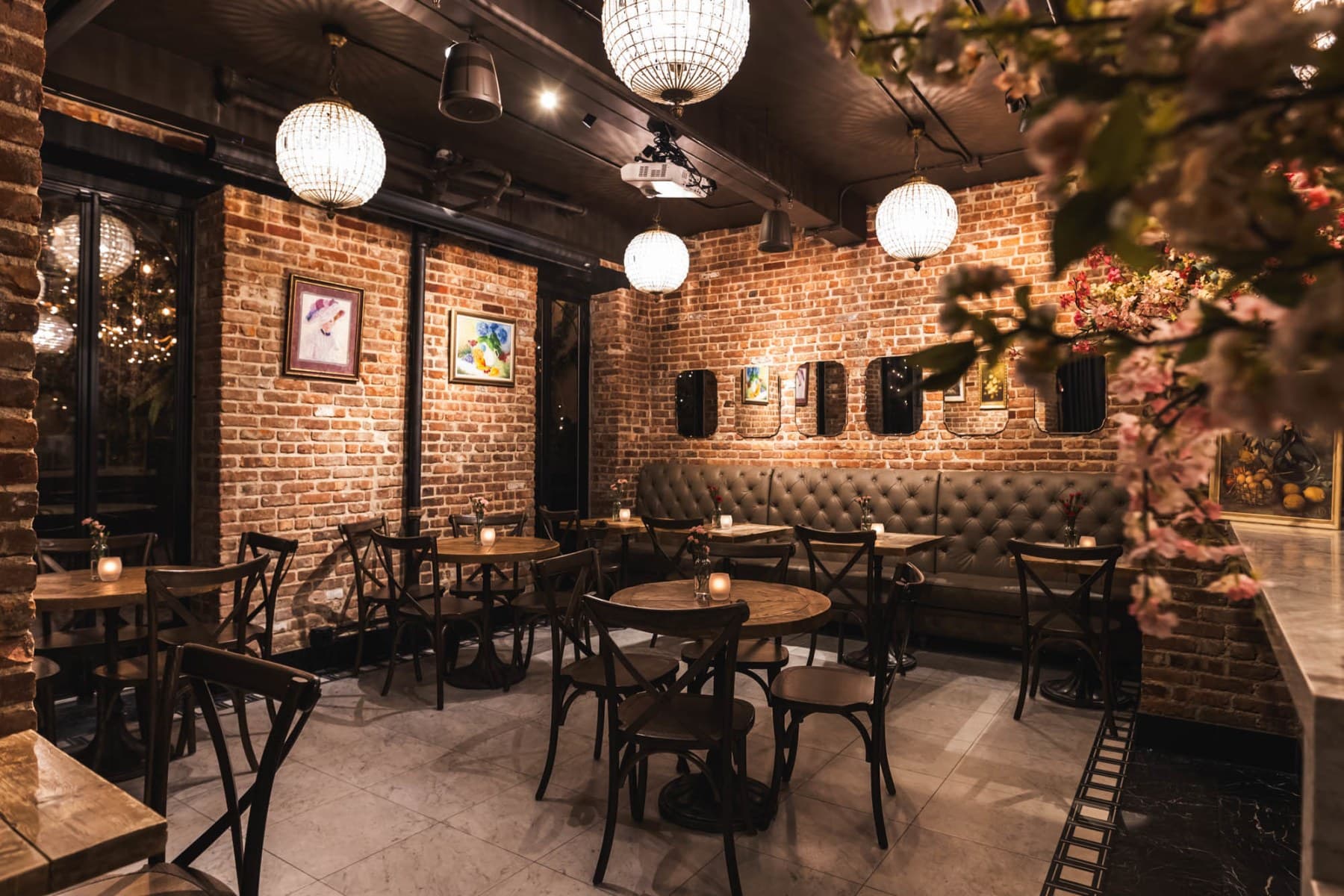 SAINT RESTAURANT BAR & SPEAKEASY