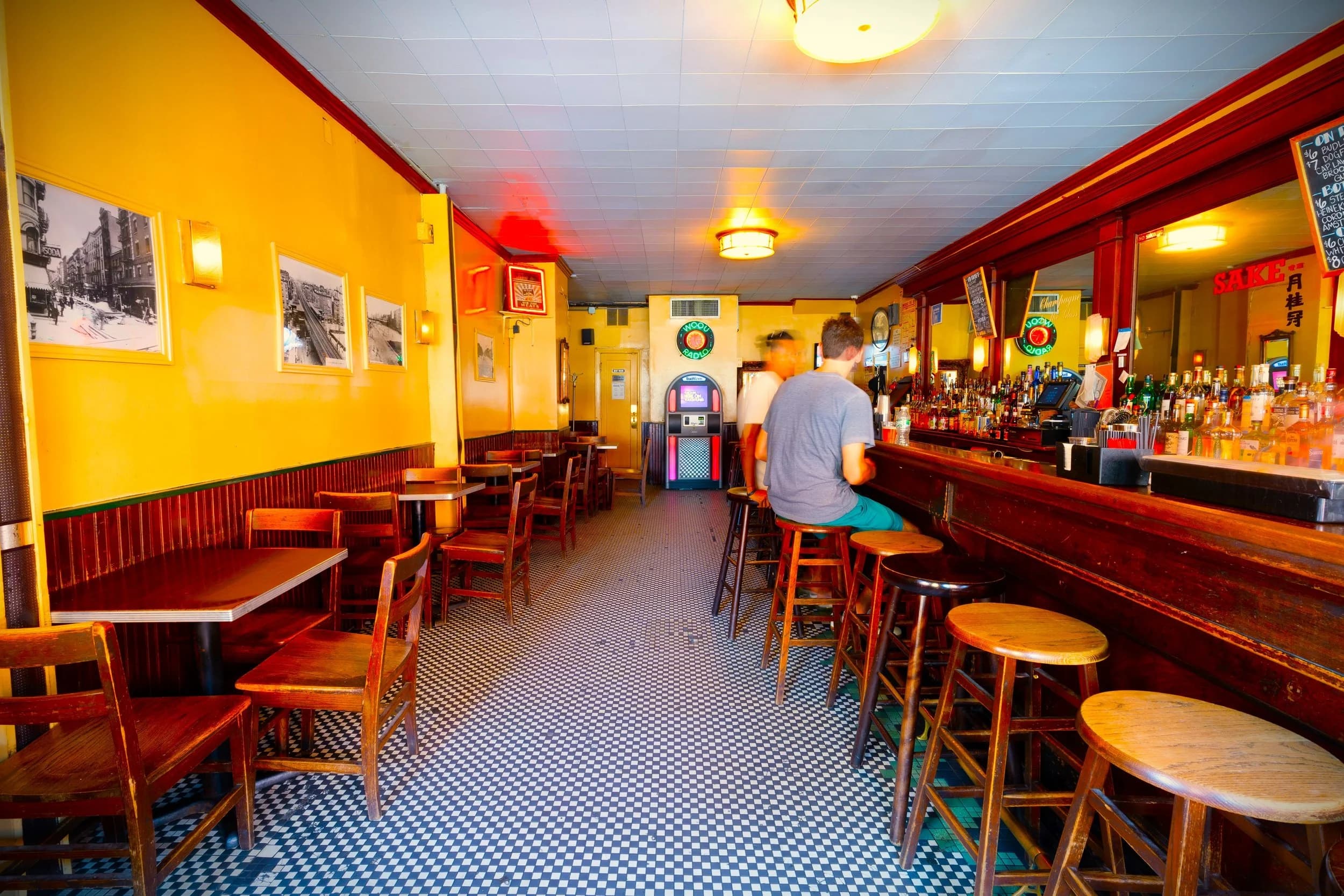 Tile Bar