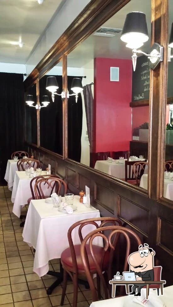 Meet in Paris French Bistro